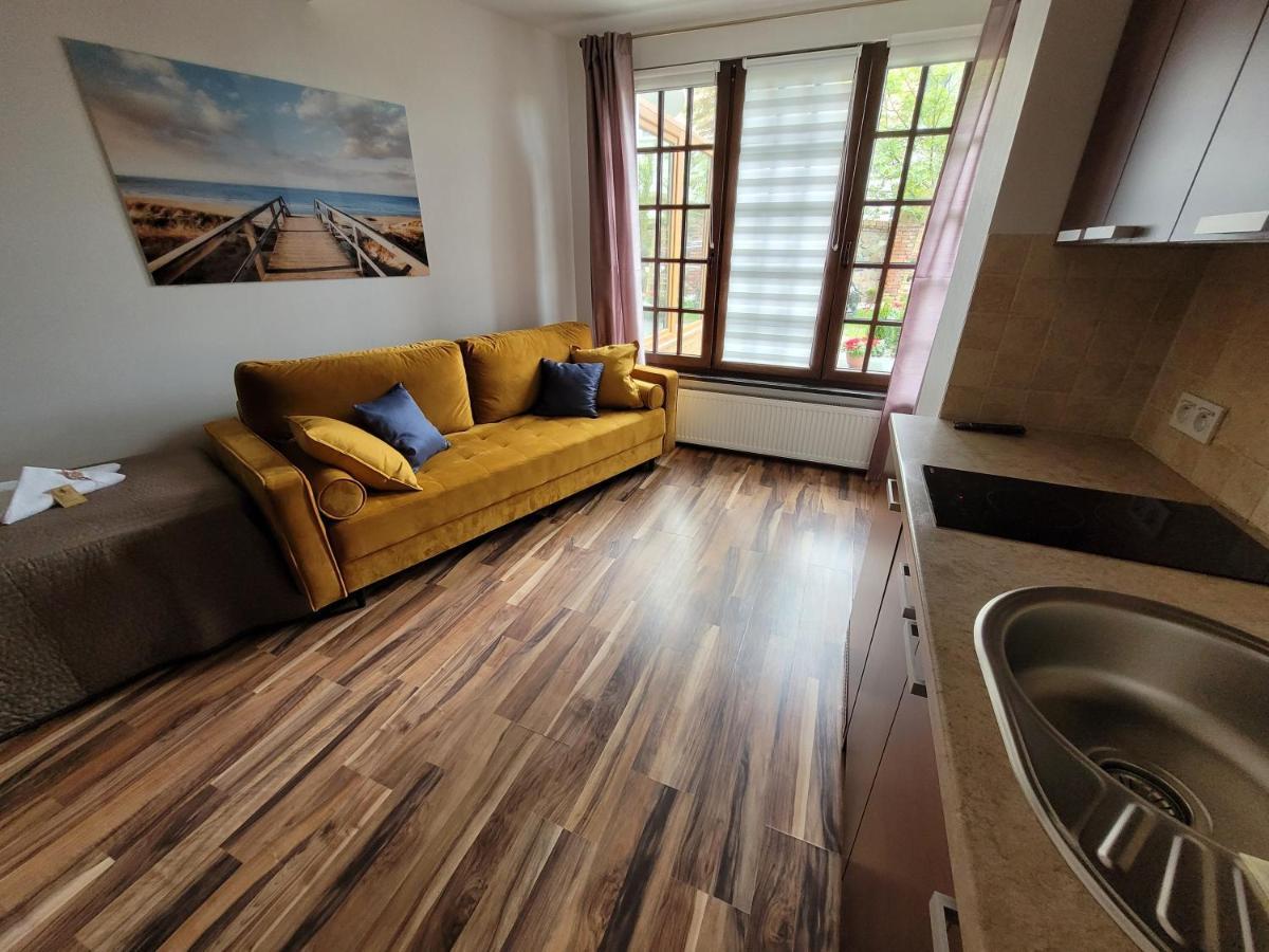 Dom Przy Plazy Bed & Breakfast Sarbinowo Exterior foto