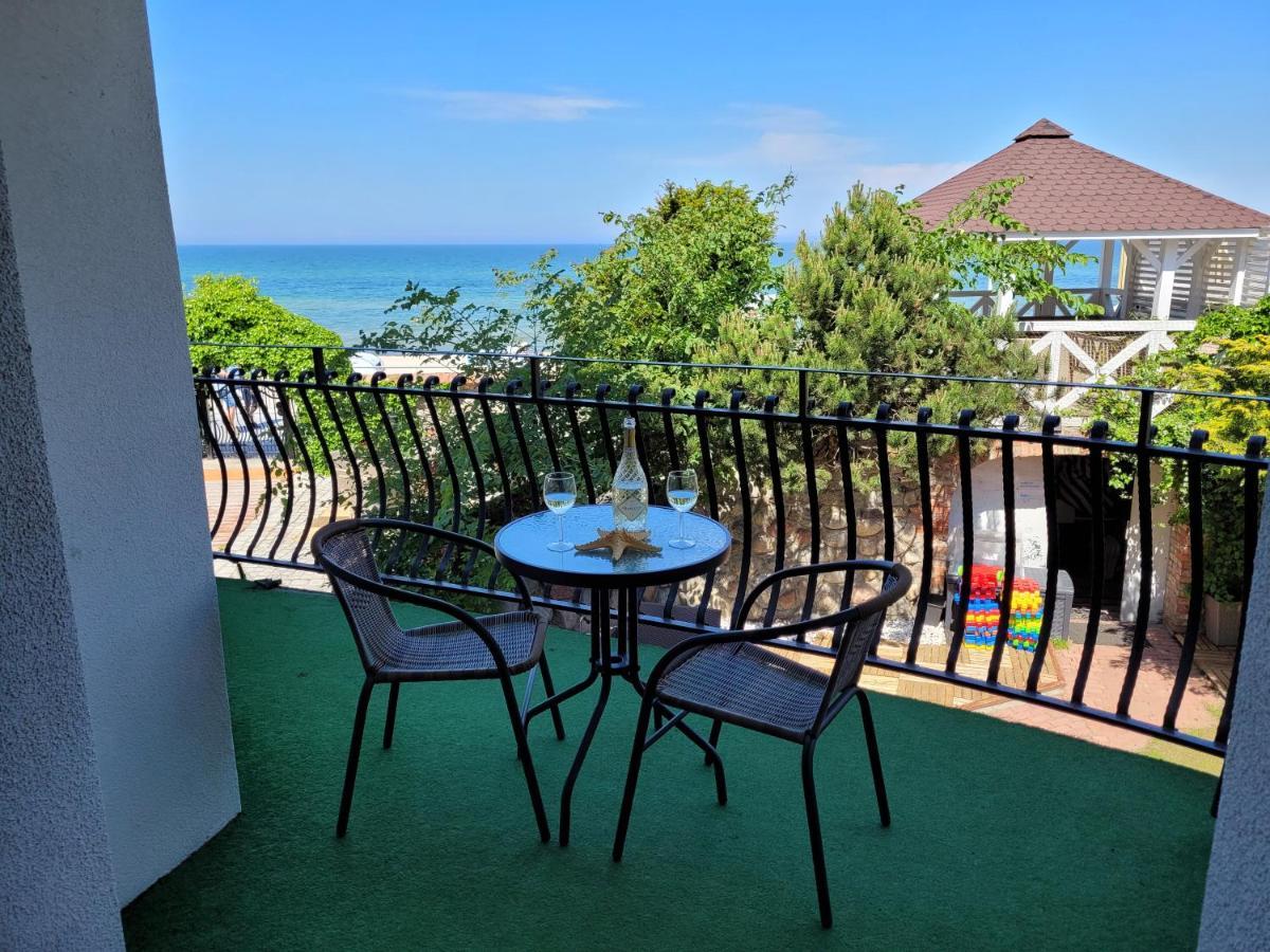 Dom Przy Plazy Bed & Breakfast Sarbinowo Exterior foto