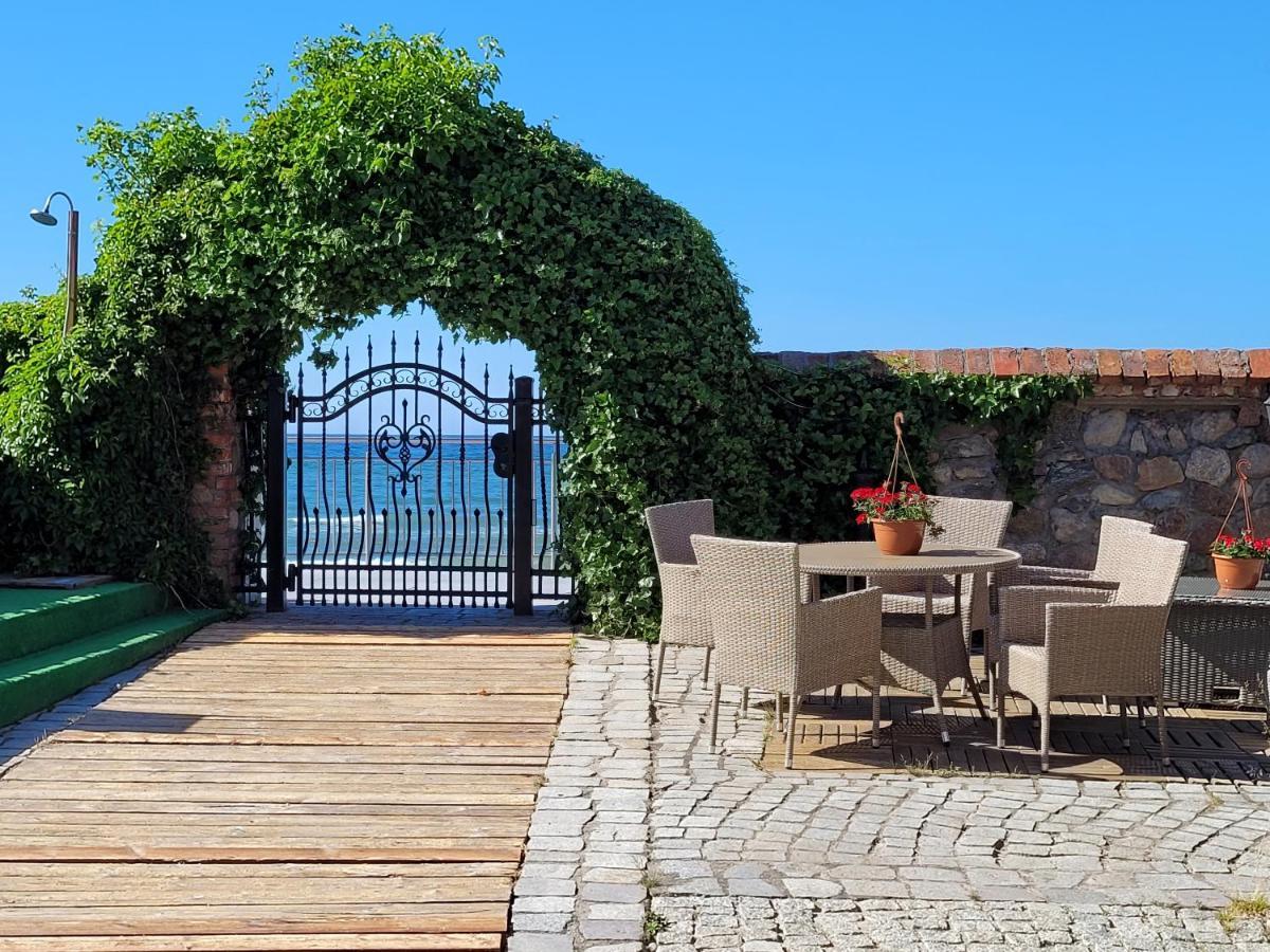 Dom Przy Plazy Bed & Breakfast Sarbinowo Exterior foto
