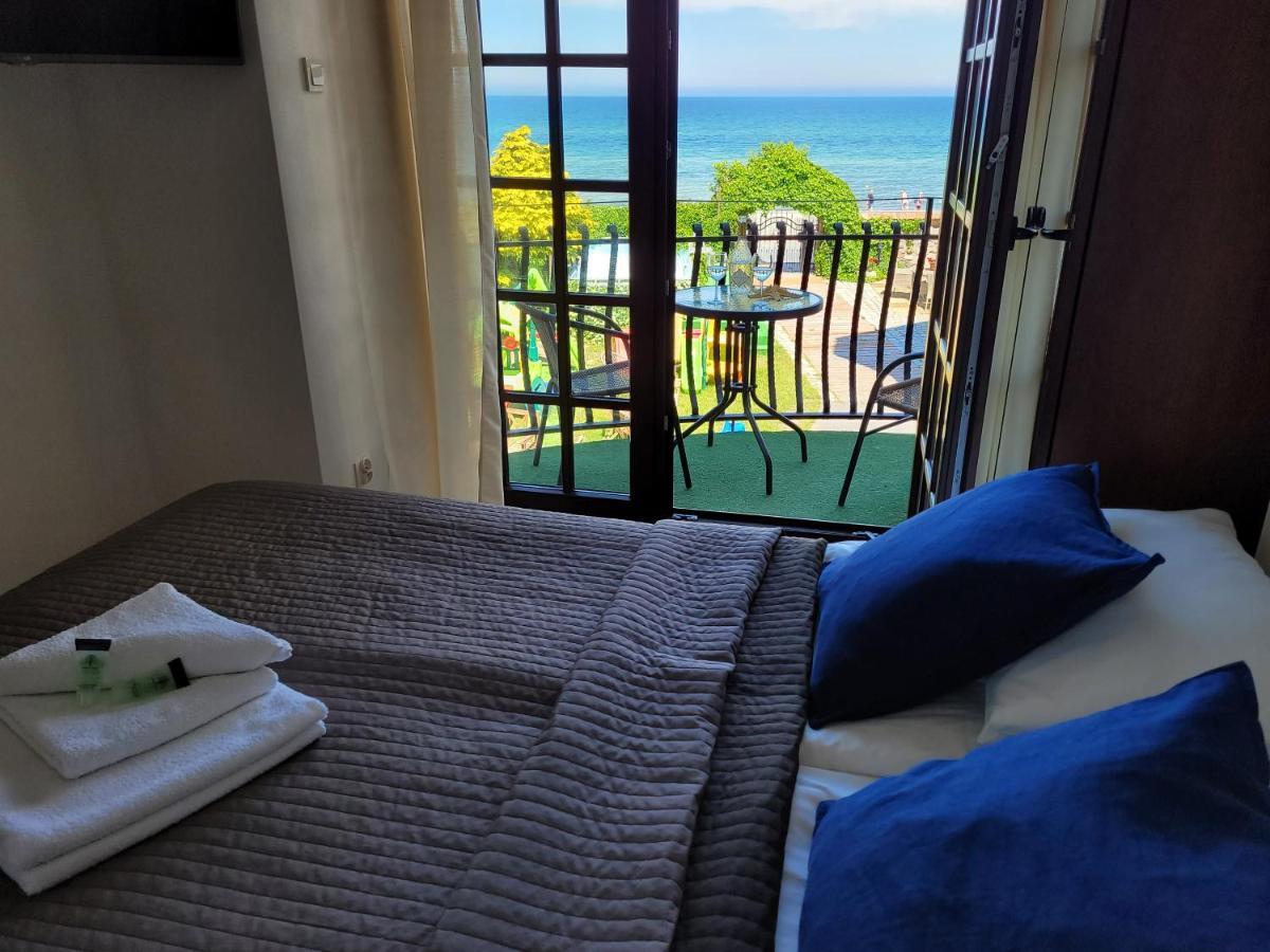 Dom Przy Plazy Bed & Breakfast Sarbinowo Exterior foto