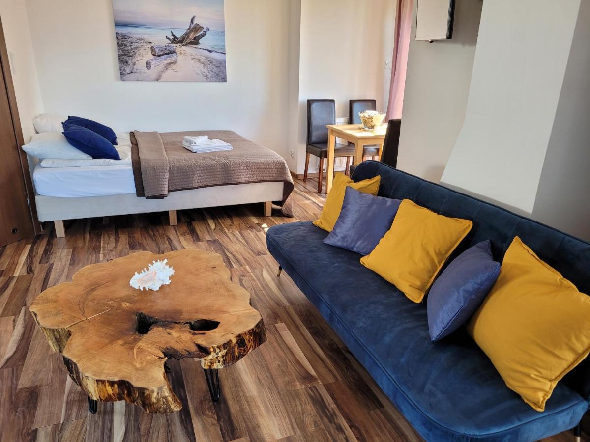 Dom Przy Plazy Bed & Breakfast Sarbinowo Exterior foto